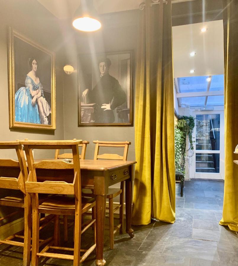 Blas At Fronlas Cafe - The Heart Of Newport Ньюпорт Экстерьер фото