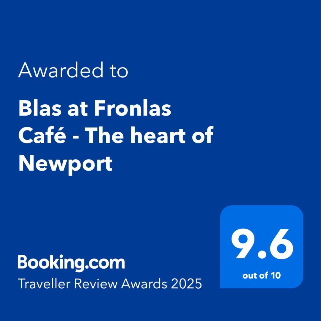 Blas At Fronlas Cafe - The Heart Of Newport Ньюпорт Экстерьер фото